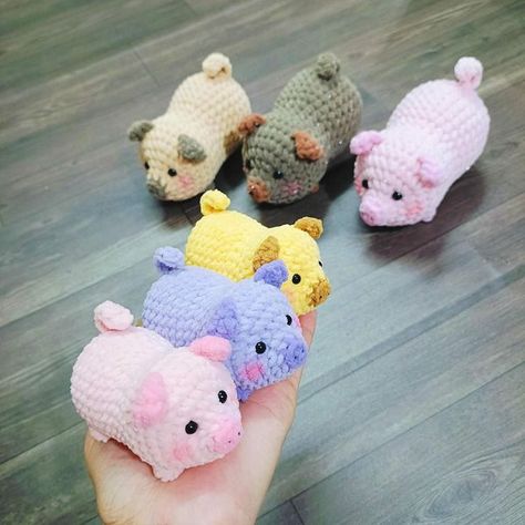 amigurumi inspiration | My no sew little piggy that works up within 30 mins | Facebook No Sew Crochet Amigurumi, Pig Crochet Pattern, Pig Amigurumi, No Sew Crochet, Pig Crochet, Amigurumi Keychain, Beau Crochet, Crochet Mermaid, No Sew