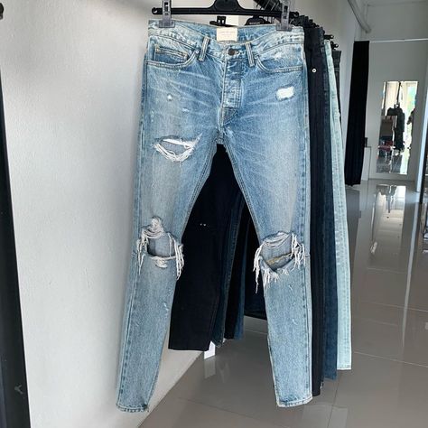 TheDenimBar Official IG on Instagram: “[ Fear Of God ] 4th Collection Size 28-29 Ready Ship” Fear Of God, Ripped Jean, Men's Jeans, Mens Jeans, Mom Jeans, Outfit Inspo, Pants, On Instagram, Instagram