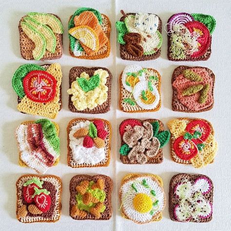 Textile Artists Inspired by Nature You HAVE To Follow | SST Sensory Crochet, Fruit Haken, Crocheted Food, Whimsical Food, Outfits Punk, Sandwich Toast, Yarn Toys, Food Crochet, Bernina Sewing Machine