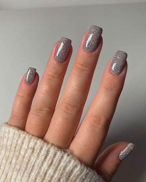 Winter Gel Nails 2023, Cold Weather Nails, Elite Nails, Multicolored Nails, Nail Design Inspiration, Simple Gel Nails, Fall Nail Designs, Hot Nails, Powder Nails