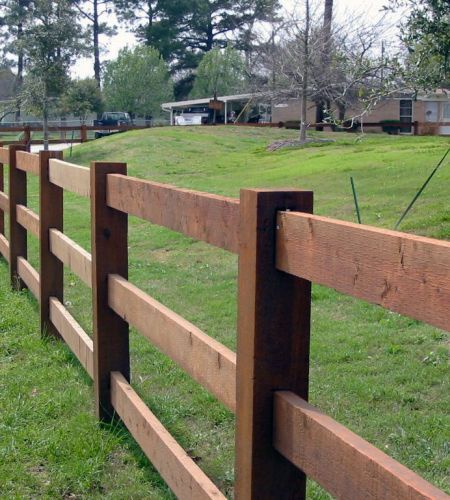 Post And Rail Fence, Ranch Fencing, Wood Fence Design, Split Rail Fence, Country Fences, Rustic Fence, Front Fence, Front Yard Fence, Rail Fence