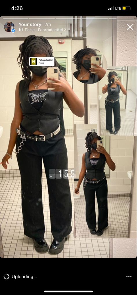 alternative edgy grungy y2k cyber y2k school outfit inspo Y2k Pop Punk Outfits, Y2k Emo Chicks, Early 2000s Pop Punk Aesthetic, Outfit Inspo Emo, Pre-shrunk Fitted Punk Top, Fitted Punk Vest Top, Outfit Inspo Tiktok, Y2k Punk, Picsart Edits