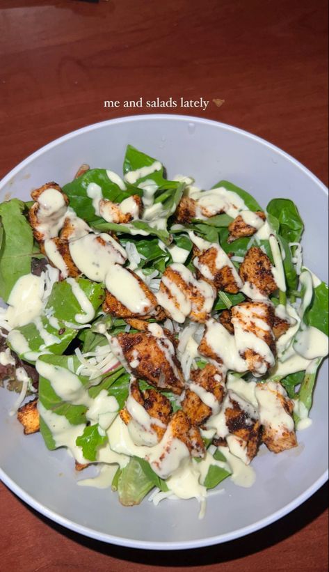 Healthy Food Dishes, Best Salad Recipes, Good Foods To Eat, Food Babe, Caesar Salad, Healthy Meal Prep, Healthy Snacks Recipes, Food Obsession, Food Cravings