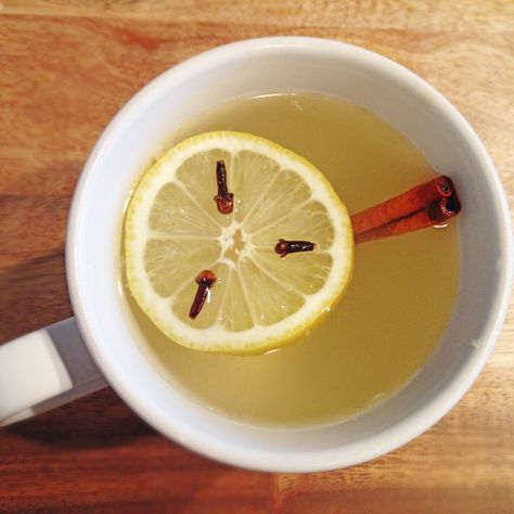 Team GoodBelly lives for Lemon during GoodFoods for a GoodYear: A-Z Superfoods series! Try this virgin toddy for a lemony fresh kick-start to your morning. Garlic Ginger Cinnamon Lemon Drink, Cinnamon Ginger Lemon Drink, Probiotic Ginger Beer, Garlic Ginger Lemon Honey Tea, Lemon Water For Gut Health, Drinking Warm Lemon Water, Toddy Recipe, Water In The Morning, Warm Lemon Water