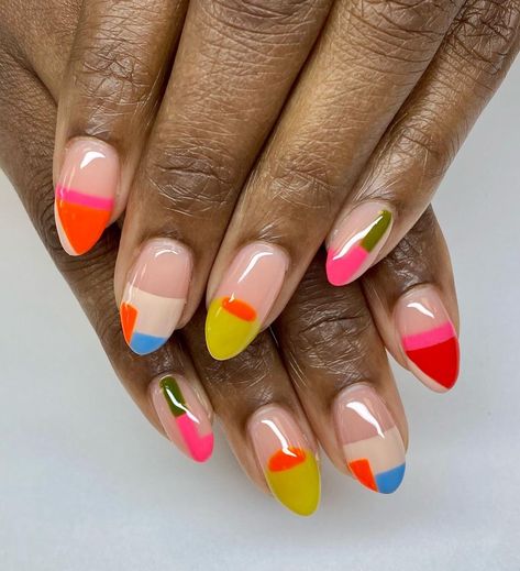 Gisell | It’s hump day | Instagram Spring Nails Easter, Sarah Kane, Do It Yourself Nails, Trendy Manicure, Negative Space Nail Art, Cute Pink Nails, Nails Easter, Negative Space Nails, Summer Nails Ideas