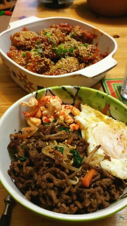 Homemade Bi bim bap and Korean fried chicken for dinner tonight. Bi Bim Bap, Chicken For Dinner, Korean Fried Chicken, Dinner Tonight, Fried Rice, Fried Chicken, Nom Nom, Rice, Favorite Recipes