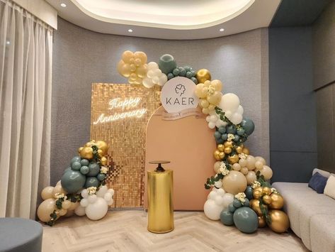 Sims Luv Creations (@simsluvcreations) • Instagram photos and videos Anniversary Backdrop Ideas, Aina Abdul, Anniversary Backdrop, 30 Birthday, Shimmer Wall, Party Setup, Beach At Night, Balloon Backdrop, 1st Year