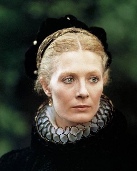 Glenda Jackson, Marie Stuart, Natasha Richardson, The Borgias, Queen Of Scots, Mary Stuart, Mary Queen Of Scots, Katharine Hepburn, Bette Davis