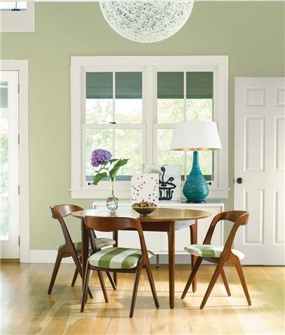 Look at the paint color combination I created with Benjamin Moore. Via @benjamin_moore. Wall: Spring has Sprung CSP-835; Trim: Halo OC-46; Door: Halo OC-46. Teal Dining Room, Best Dining Room Colors, Dining Room Teal, Best Wall Paint, Dining Room Paint Colors, Paint Trends, Color Combinations Paint, Dining Room Paint, Interior Wall Paint