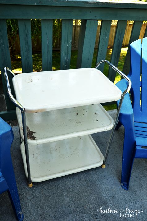 Metal Cart Makeover, Kitchen Cart Makeover, Spray Painting Wood Furniture, Rolling Carts, Spray Paint Furniture, Vintage Cart, Metal Cart, Metal Bar Cart, Black Smith