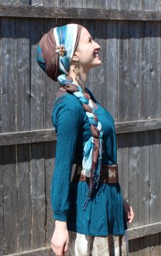 Wrapunzel Andrea Grinberg Pashmina Stripe Scarves Outift Teal Brown Pagan Veiling Styles, Peplum Ankara, Christian Head Covering, Beautiful Veil, Head Scarf Styles, African Head Wraps, Hair Cover, Veil Hairstyles, Grown Women