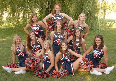 Cheerleading Team Pictures, Dance Team Pictures, Dance Team Photos, Cheerleading Pics, Cheerleading Picture Poses, Cheerleading Poses, Cheer Team Pictures, Cheer Photography, Cheerleading Photos