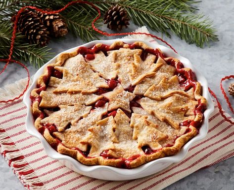 Creamy Cherry Pie Outrageous Desserts, Cake Daisy, Boo Cake, Hanukkah Recipes, Cherry Cobbler Recipe, Daisy Sour Cream, Yummy Pie Recipes, Strawberry Tiramisu, Daisy Brand