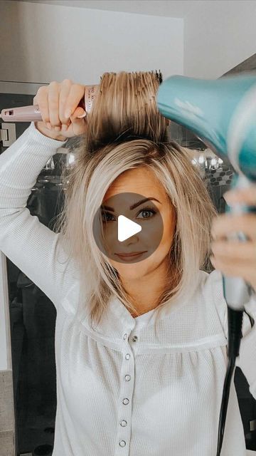 Harmonize Beauty Short Hair, Blow Drying Hair With Round Brush, Blow Drying With Round Brush, Harmonize Beauty Hair Tutorial, Dry Hair With Round Brush, How To Blow Dry Front Of Hair, How To Use A Round Brush Blow Dryer, How To Style Hair With Blow Dryer Brush, How To Round Brush Your Own Hair