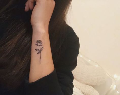 ❤|#tattoo #handtattoo #tattoos #rosetattoo #tattoorose 349 Rose Tattoo On Side, Side Wrist Tattoos, Small Rose Tattoo, Flower Wrist Tattoos, Tattoo Prices, Inspiration Tattoos, Small Girl Tattoos, Side Tattoos, Dainty Tattoos