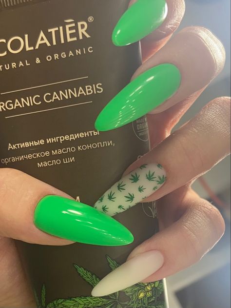 Pot Leaf Nails, Gel Nail Tutorial, Punk Nails, Gothic Nails, Long Nail Designs, Edgy Nails, Nail Art Designs Diy, Unique Acrylic Nails, Acrylic Nails Coffin Short