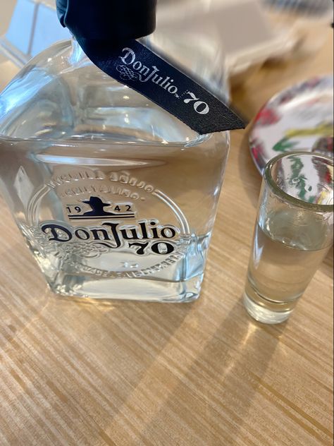 #drinks #tequila #happy #moments Tequila Don Julio, Drinks Tequila, Anniversary Ideas For Him, Pretty Alcoholic Drinks, Spirit Drink, Glitter Nails Acrylic, Eagle Wallpaper, Rapper Quotes, Alcohol Aesthetic