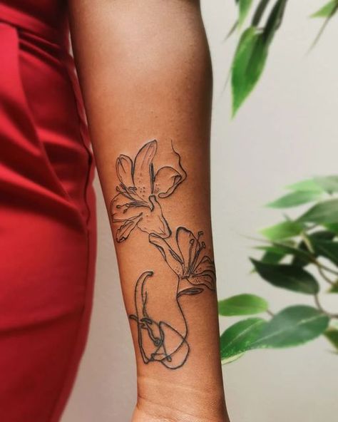 Lilies Sleeve Tattoo, Simple Pretty Flower Tattoos, Tattoo With Lily Flowers, Line Art Lily Tattoo, Lily Stargazer Tattoos, Lillies Tattoo Designs, Tiger Lily Tattoos For Women, Abstract Tattoo Flower, Lily Tattoo On Arm