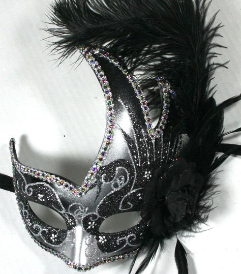 Masquerade Ball Ideas, Masquerade Mask Diy, Black Masquerade Mask, Lace Masquerade Masks, Masquerade Ball Party, Mardi Gras Masks, Venetian Masquerade Masks, Halloween Costume Mask, Feather Mask