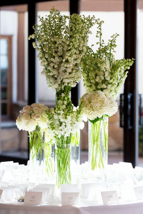 Summer Wedding Floral Centerpieces, Summer Wedding Floral, Balloons Ideas, Green Bar, Table Flower, Wedding Floral Centerpieces, Round Tables, Wedding Table Flowers, Card Table