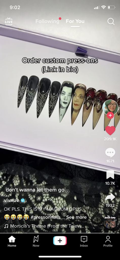 Morticia Addams Nails, Morticia Nails, Adams Family Nails, Addams Family Nails, Mortisha Adams, Addams Nails, Adams Family Morticia, Addams Family Morticia, Morticia Addams