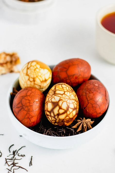 Taiwanese Tea Eggs - Table for Two® by Julie Chiou Taiwanese Side Dishes, Chinese Tea Eggs, Quail Egg Recipes, Diet Lunches, Tea Egg, Chinese Breakfast, Taiwan Tea, Tea Inspiration, Taiwanese Tea