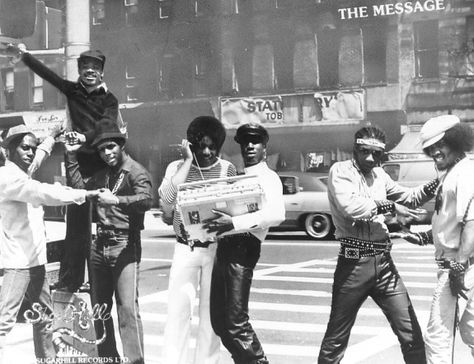 Hip Hop Hall of Famers✨ Grand Master Flash and the Furious Five 80s Hiphop, Melle Mel, Cultura Hip Hop, 80s Hip Hop, Step Up Revolution, Real Hip Hop, Chad Michael Murray, The Furious, Hip Hop Culture