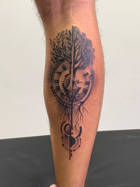 Tree Of Life With Clock Tattoo, Tree Of Life Compass Tattoo, Tree And Clock Tattoo, Compass Tattoos Arm, Darkside Tattoo, Moon And Earth, Nature Tattoo Ideas, Word Tattoo Ideas, Tree Tattoo Men