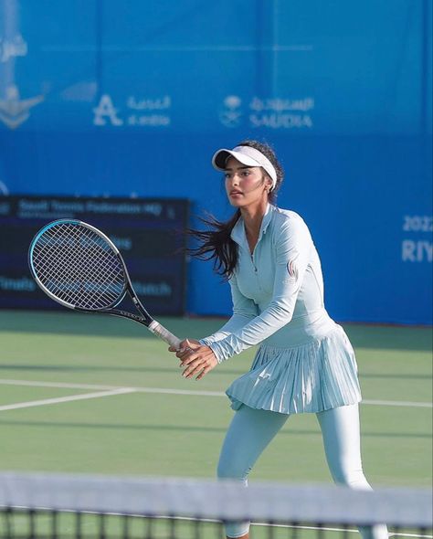 Modest Sporty Outfits Summer, Tennis Skirt With Leggings, Modest Sporty Outfits, Tennis Dress Outfit, Saudi Aesthetic, Modest Workout Clothes, Modest Workout, Tennis Lifestyle, Modest Gym Outfit