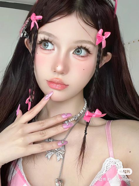 K Pop Makeup, Makeup Barbie, Pop Makeup, Makeup Korean, Gyaru Makeup, Chinese Makeup, Reference Photos For Artists, Makeup Brushes Guide, Y2k Hairstyles