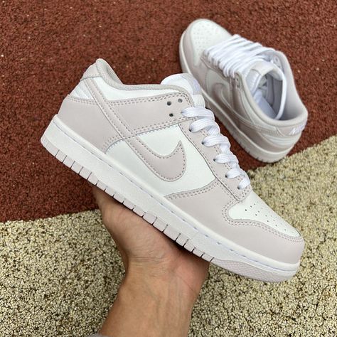 Nike Dunk Low Light Bone, Dunk Low Light Bone, Designer Trainers, Trainer Sneakers, Running Shoes Sneakers, Nike Dunk Low, Nike Outfits, Low Light, Dunk Low