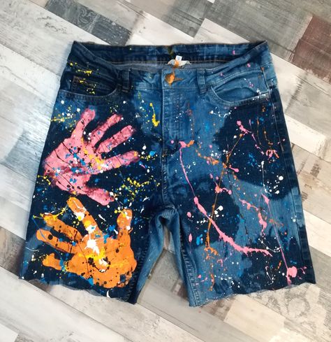 Painted Jeans Men, Denim Jacket Men Outfit, Mens Jeans Pockets, Mens White Shorts, Painted Clothes Diy, Art Jeans, Custom Jeans, Moda Jeans, Men Stylish Dress