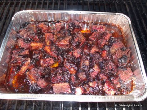 Burnt Ends and Tips pellet grill recipe BBQ smoker Smoker Grill Recipes, Smoker Recipes Electric, Pellet Smoker Recipes, Traeger Grill Recipes, Smoker Cooking, Burnt Ends, Traeger Recipes, Pellet Grill Recipes, Bbq Smoker