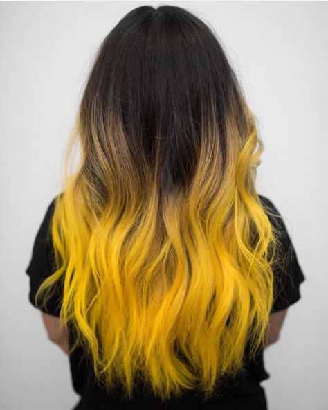 black-to-yellow-long-wavy-dark-ombre-hair-black-shirt-white-background Yellow Ombre Hair, Grey Balayage, Blonde Ombre Hair, Hair Colors Ideas, Yellow Hair Color, Ombre Blond, Yellow Ombre, Hair Color For Women, Yellow Hair