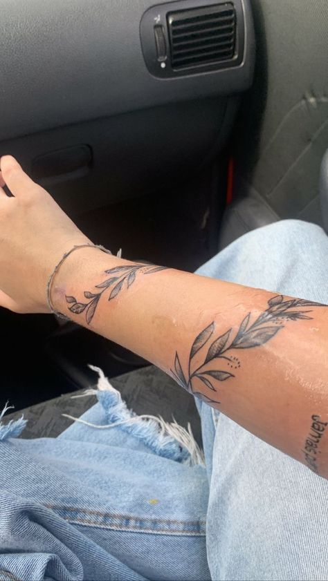 Leaves Around Forearm Tattoo, Leaves Going Up Arm Tattoo, Wrap Around Vine Tattoos Thigh, Vine Going Up Arm Tattoo, Full Arm Vine Tattoos For Women, Leave Wrap Around Tattoo, Leaf Wrapped Around Arm Tattoo, Lower Arm Wrap Tattoos For Women, Men Vine Tattoo