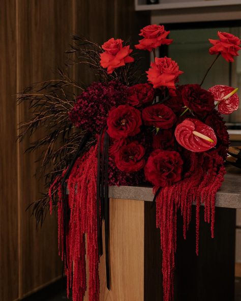 SIR BOTANICAL. | Dripping reds with @belowandabovetruffleswine @ccwevents shit by @lenibattalis • #highendflorist #perthflorist #weddingflorist… | Instagram Red Flower Arrangements, Dark Red Wedding, Valentine Flower Arrangements, Red Anemone, Red Wedding Flowers, European Wedding, Valentines Flowers, Flower Therapy, August 26