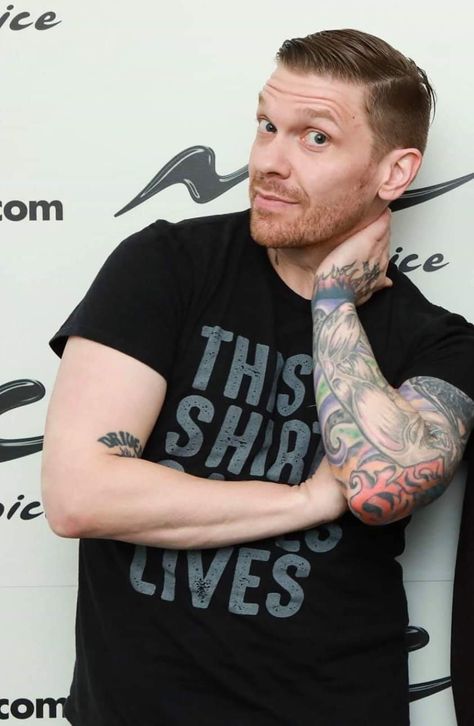 Brent Smith Shinedown, Mental Health Inspiration, Rock Boys, Brent Smith, Music Express, Soundtrack To My Life, Foo Fighters, Hugh Jackman, All Music