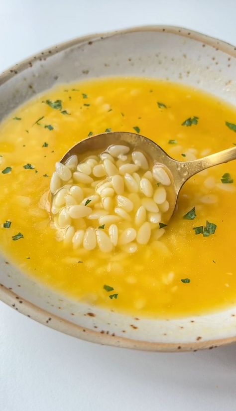 Easy Pastina Soup - The Modern Nonna Soups Videos Recipes, Soupy Pasta Recipes, Pasta Recipes For Dinner Italian, Delicious Italian Food, Pastina Soup Recipes, Italian Pastina Soup, Food Recipes Italian, Soup For Colds, Italian Pastina