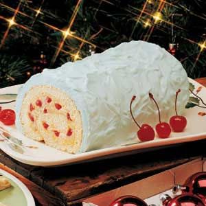 Pumpkin Rolls, Eggnog Cake, Swiss Rolls, Cake Rolls, Cake Roll Recipes, Log Cake, Egg Nog, Festive Desserts, Roll Recipes