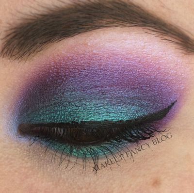 Purple Wedding Makeup, Peacock Eye Makeup, Turquoise Makeup, Peacock Makeup, Purple Makeup Looks, Make Carnaval, Tattoo Henna, Dramatic Eye Makeup, Barbie Makeup