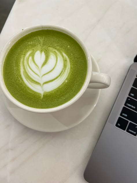 🌱 Macha Latte, Matcha Drink Recipes, Matcha Lover, Matcha Aesthetic, Matcha Drink, Coffee Dates, Coffee Date, Matcha Latte, Drink Recipes