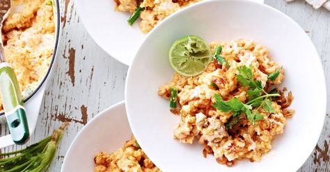 Here aromatics, such as chilli, kaffir lime leaves, and garlic, enhance the flavour of everyday risotto. Risotto Recipes Chicken, Chicken Risotto, Risotto Recipe, Thai Chicken, Risotto Recipes, Fusion Food, Basic Recipes, Rice Dishes, Curry Chicken