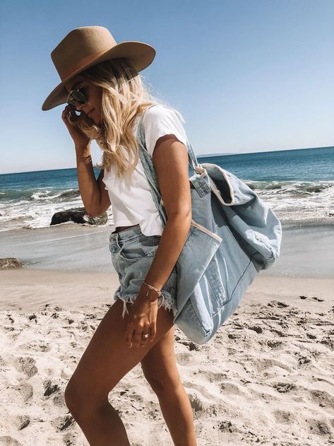 what to wear in malibu Engagement Stories, Malibu Beaches, Heidi Klum, Cute Summer Outfits, Beach Wears, Women Trends, Vacation Outfits, Spring Summer Outfits, Beach Style