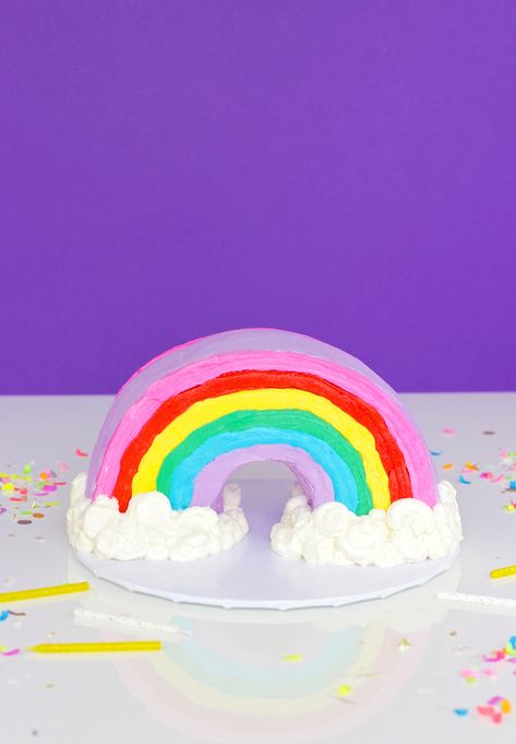 Rainbow Bundt Cake, Lemon And Coconut Cake, 5 Cake, Future Chef, Fat Food, Rainbow Parties, Hazelnut Cake, Cake Studio, Daisy Mae