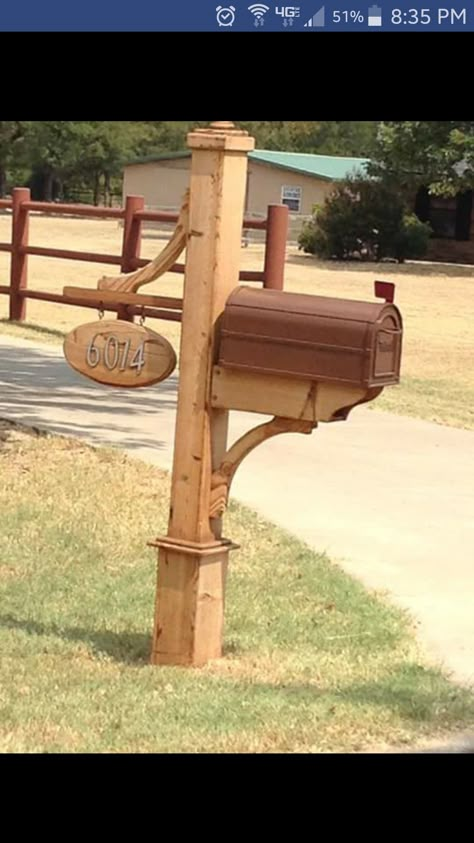 Ranch Style Mailbox Ideas, Roadside Mailbox Ideas, Mailbox Base Ideas, Western Mailbox Ideas, Country Mailbox Ideas Rustic, Driveway Entrance Landscaping Entryway, Diy Mailbox Ideas Outdoor, Mail Box Ideas Diy, Rustic Mailbox Ideas