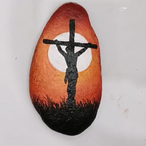 Rico Art - Jesus Christ On The Cross Painting on Rock Rock Painting Videos, Jesus On The Cross Painting, Mum Painting, The Cross Painting, Carved Rocks, Jesus Christ On The Cross, Cross Painting, Rock Painting Flowers, Christ On The Cross