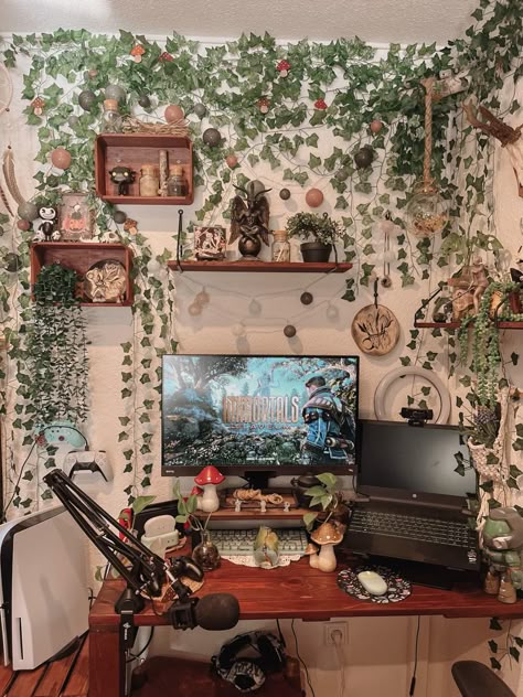 Witch Cubicle Decor, Pc Gaming Setup Cottagecore, Gamer Witch Aesthetic, Forest Desk Setup, Fairy Core Office, Fairy Office Decor, Fairy Pc Setup, Forest Pc Setup, Fairycore Gaming Setup