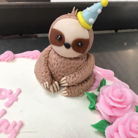 Sloth Birthday Cake, Homemade Cake Recipe, Sloth Cakes, Thematic Cake, Sloth Birthday, Sloth Stuffed Animal, Animal Cakes, Homemade Cake, Gateaux Cake