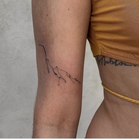 Dolomites Tattoo, Abstract Nature Tattoo, Landslide Tattoo, Home Tattoo Ideas, Cliffs Tattoo, Tasteful Tattoos, Mother Daughter Tattoos, Mountain Tattoo, Home Tattoo