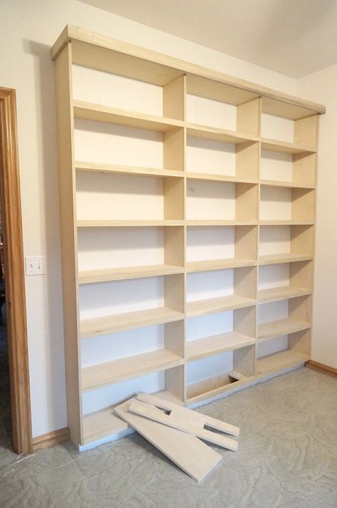 Wall Book Shelf Ideas, How To Make Bookshelves, Homemade Bookshelves, Diy Bookshelf Wall, Diy Bookshelf Design, Diy Built In Shelves, Built In Wall Shelves, Cheap Bookshelves, Diy Built In